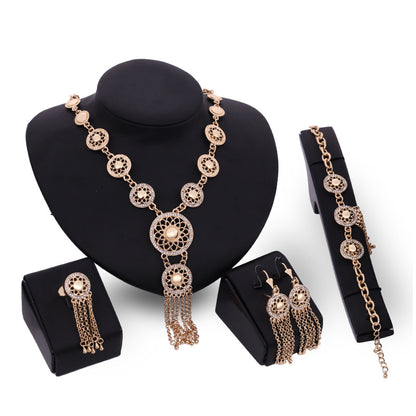 European Jewellery Set