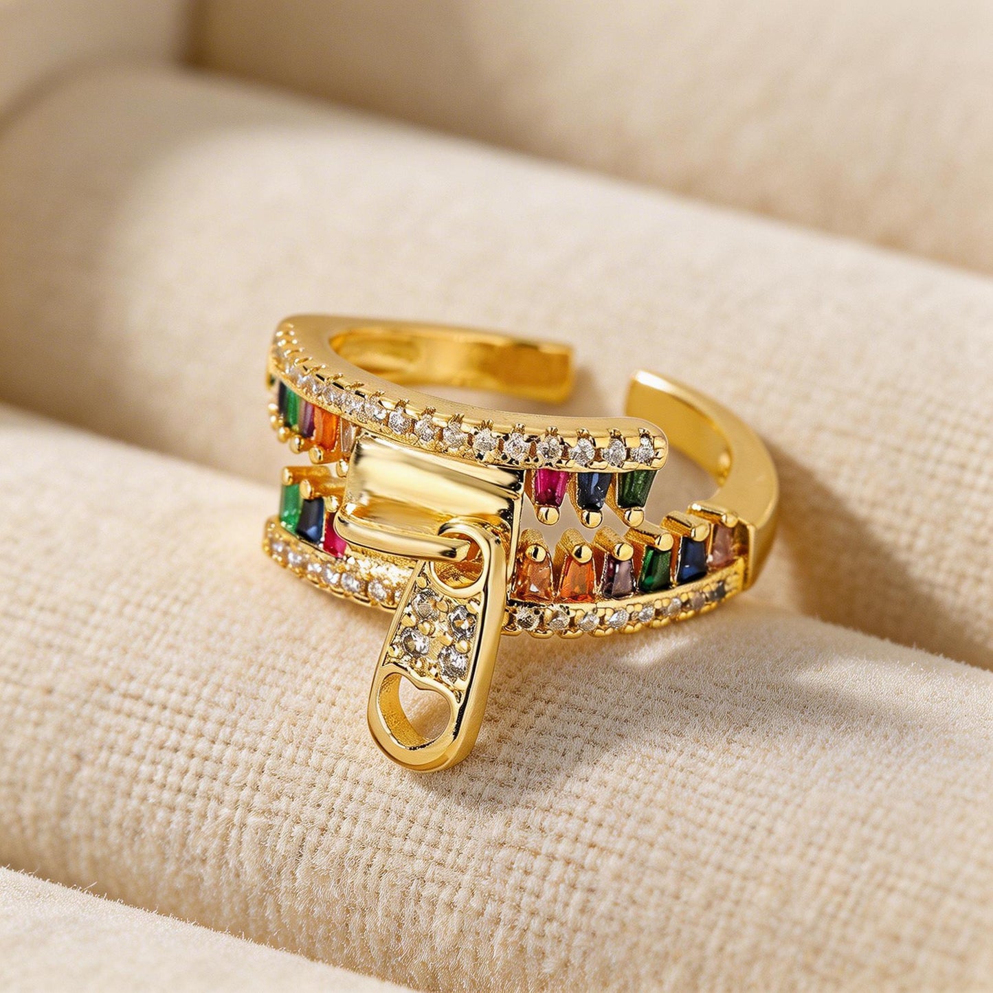 High-end Zircon Ring